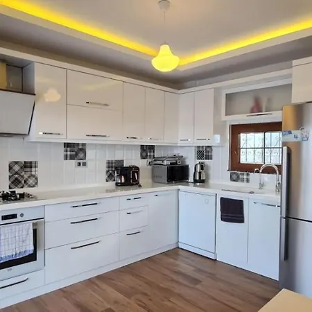 Gorgeous With Private Pool In Antalya *